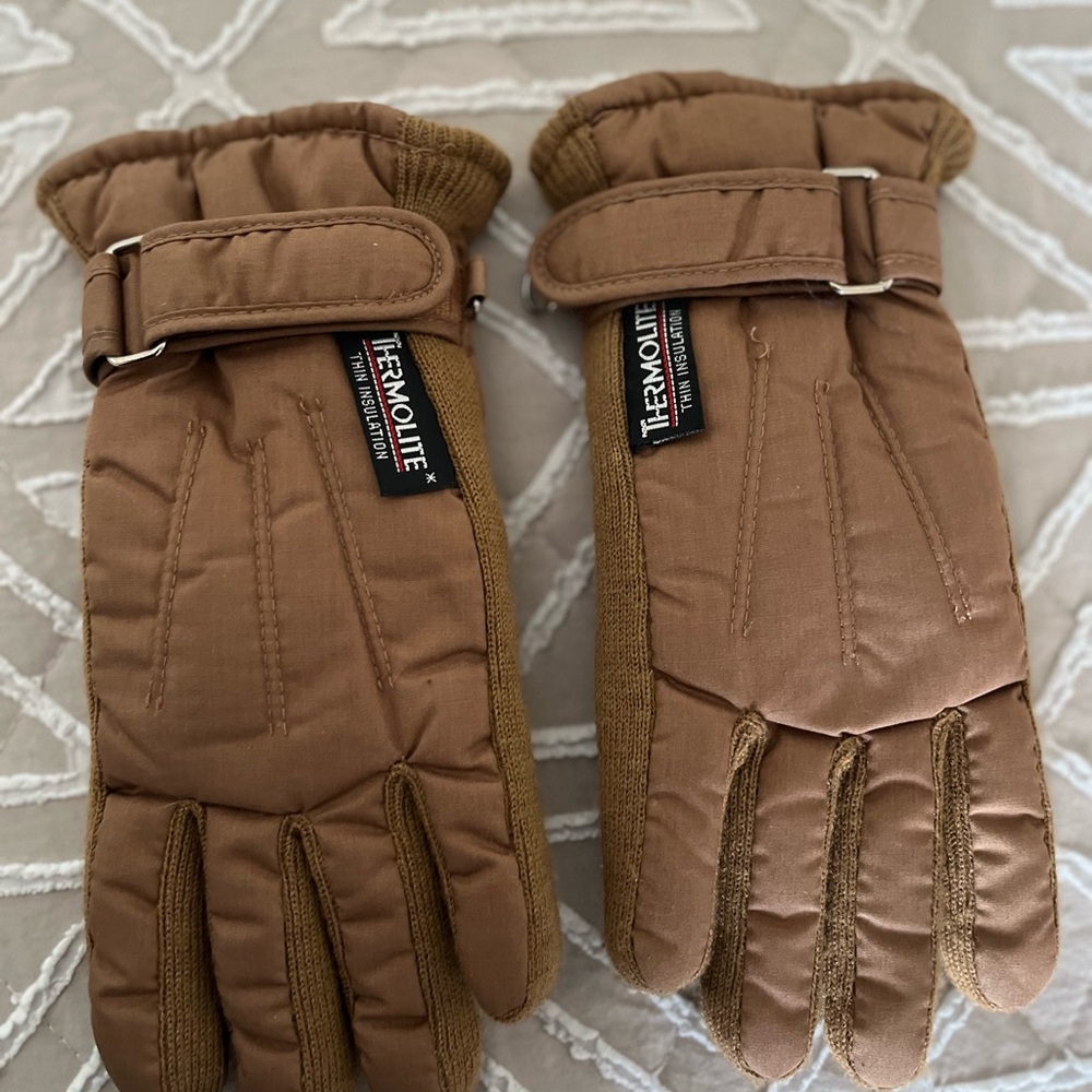 THERMOLITE GLOVES  NWOT